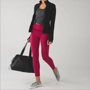 Lululemon Original Aligns Berry Rumble Size 4